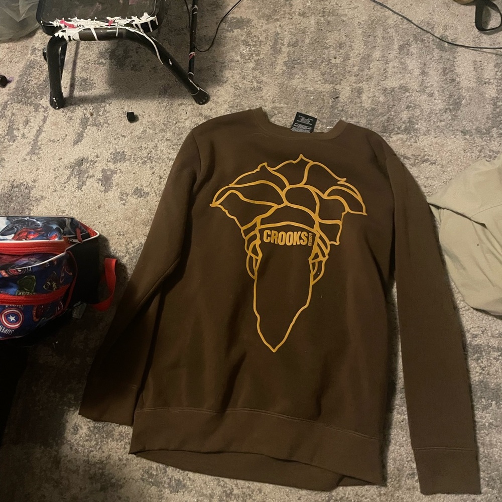 Crooks and castle men’s crewneck